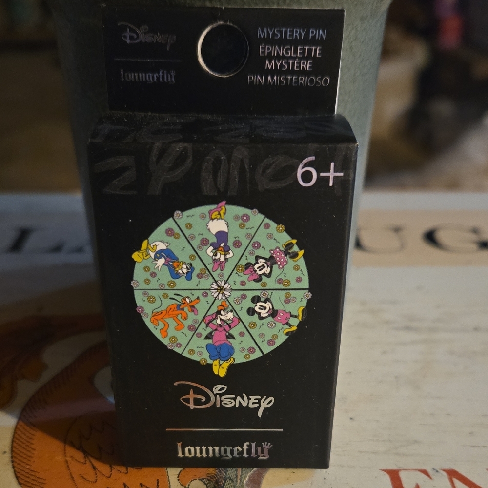 Loungefly Mystery Pin Mickey and Friends Round Flower